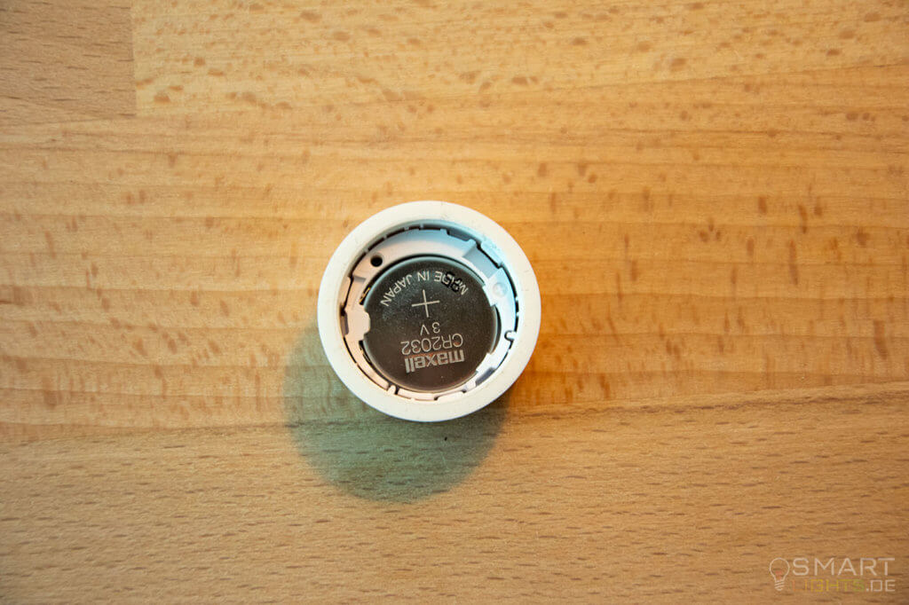 Philips Hue Smart Button Batterie entfernen