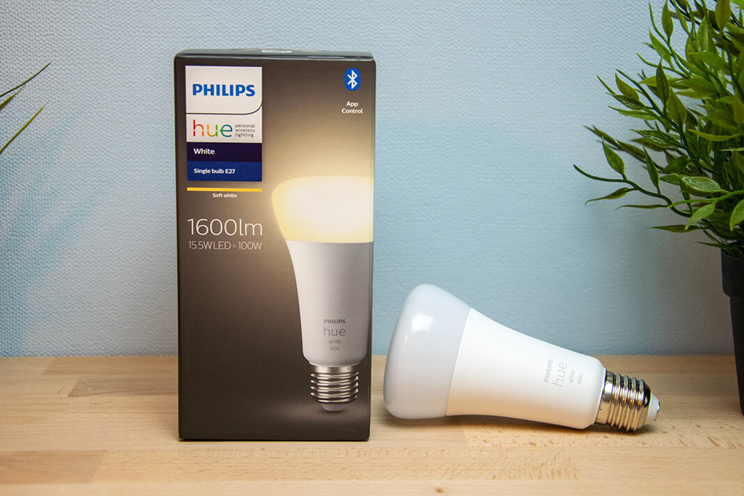 Im Video: Philips Hue White E27 mit 1600 Lumen Helligkeit 