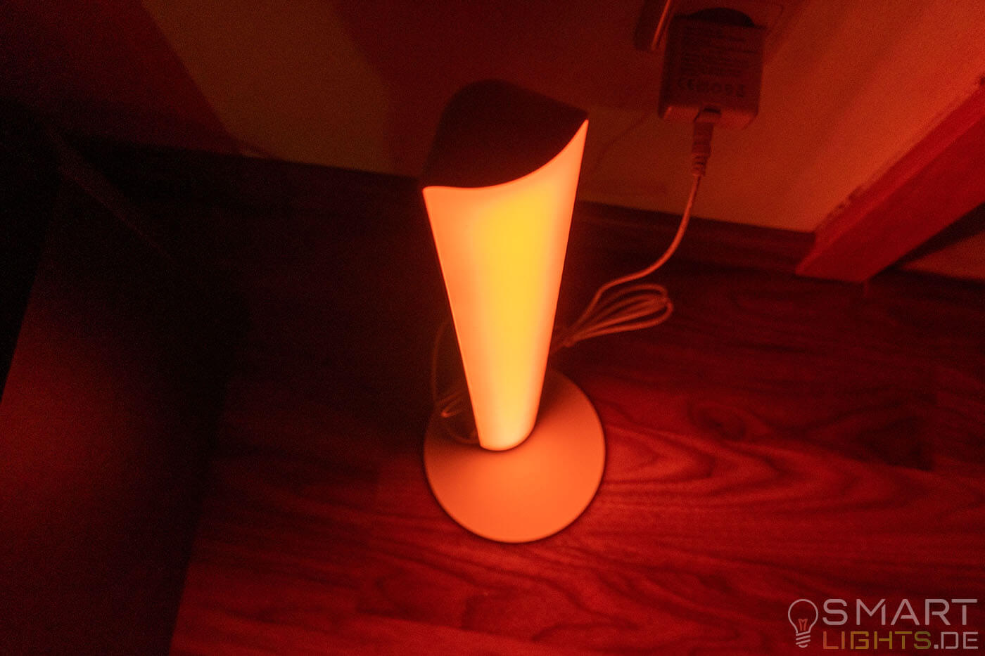 Ausgefallenes Design: Müller-Licht tint Talpa ZigBee LED-Leiste im