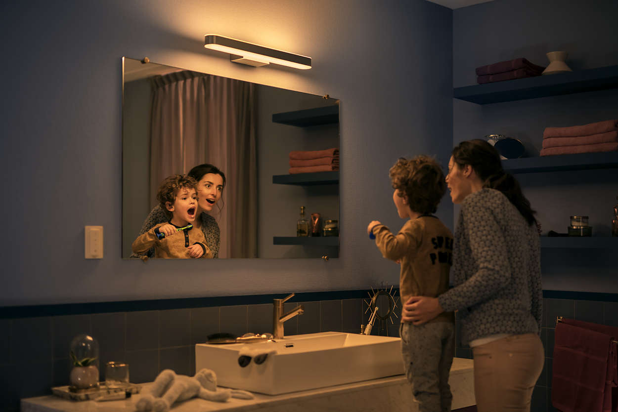 Philips Hue bekommt Zuwachs: Das Badezimmer wird smart mit Philips Hue Adore | Spiegelleuchten