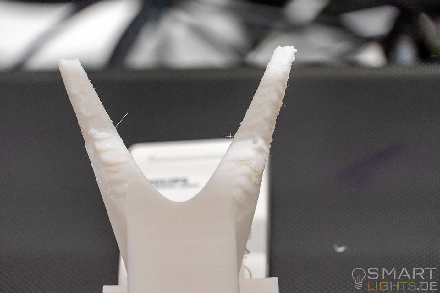 Genial: Hue Bridge Steckdosen Halterung aus dem 3D-Drucker 