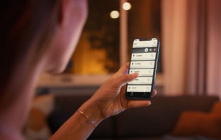 Neue Firmware: Philips Hue Lampen manuell über Lichtschalter zurücksetzen