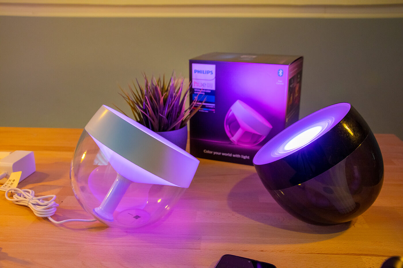 Im Video: Philips Hue Iris 2020 ausgepackt - heller und mit zusätzlicher  Bluetooth-Anbindung