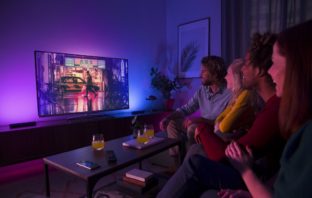 Doppelpack Philips Hue Play Lightbars + Hue Play Lightbar Erweiterung für 129,90€