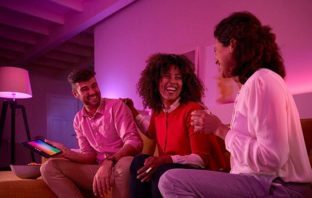 Philips Hue Starter Set: 4 Lampen + Bridge + Dimmer für nur 123€ inkl. VSK