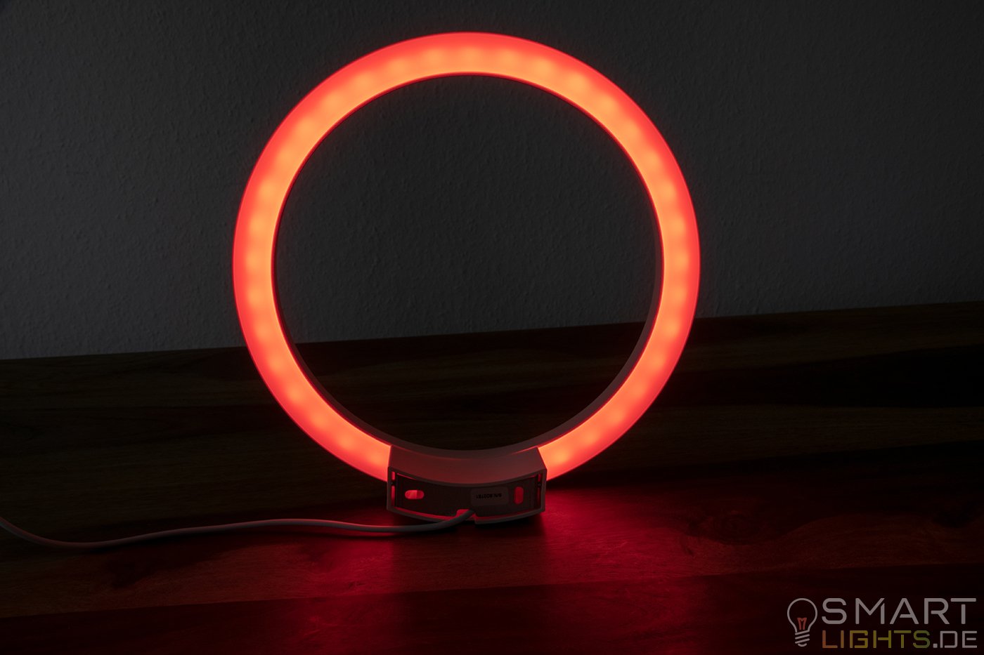 Philips Hue White and Color Ambiance Sana LED Wandleuchte 4090131P7 leuchtet in Orange